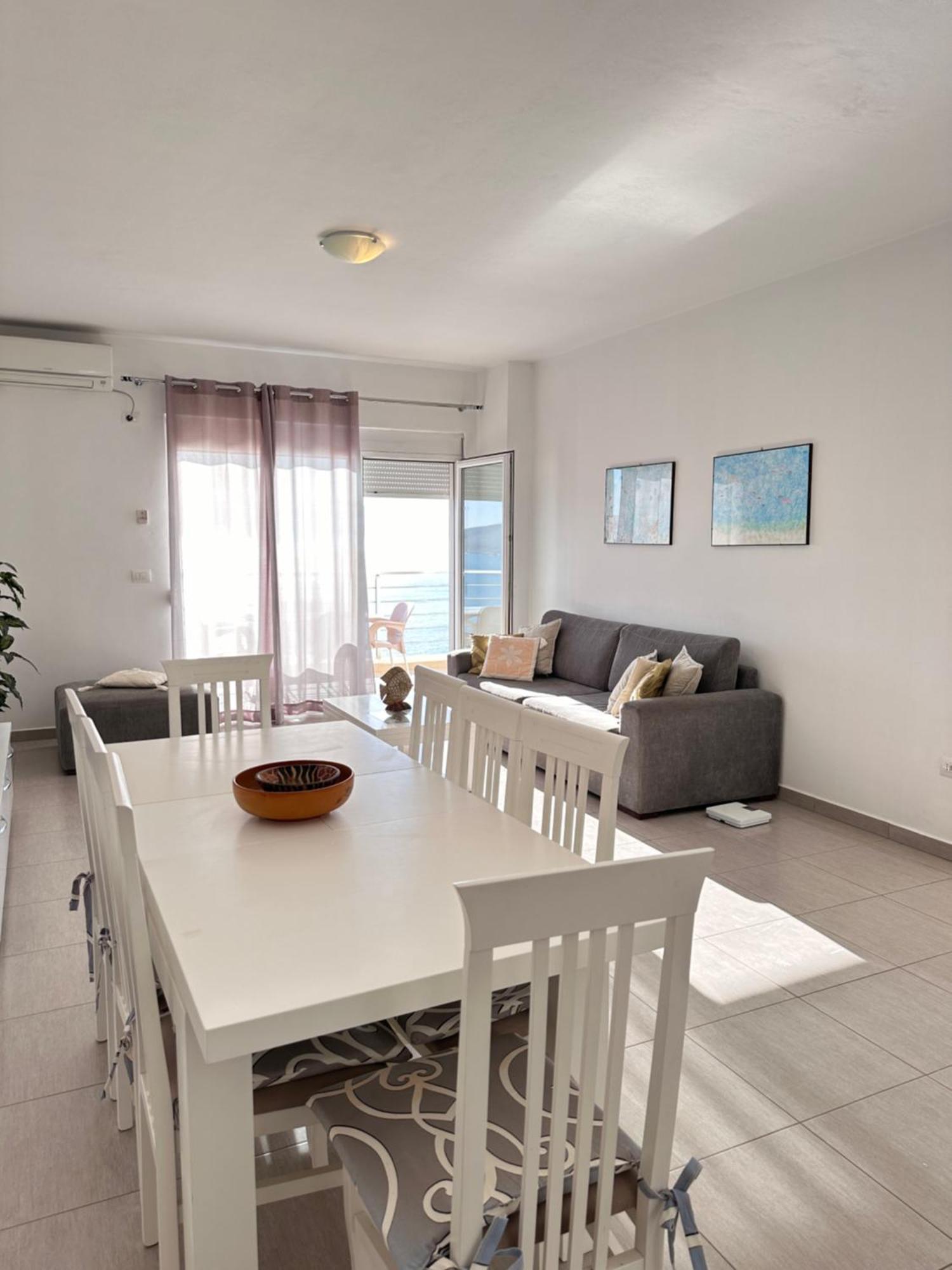 Bay View Apartment Sarandë Exteriör bild