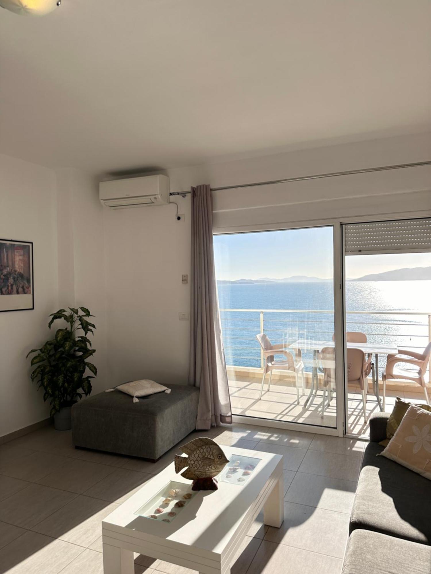 Bay View Apartment Sarandë Exteriör bild